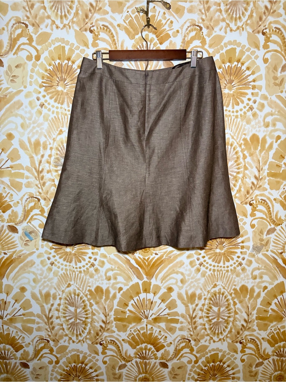 Tahari Women’s 2 Piece Skirt Suit Short Sleeve Belted Blazer Brown Career - Picture 7 of 16